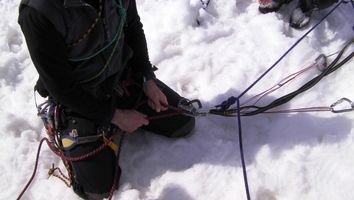 Montaje de un polipasto para un rescate