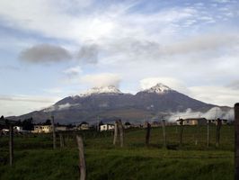 Los Ilinizas desde El Chaupi