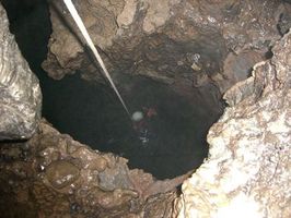 Espeleología en el túnel del Sumidor (Valencia)