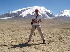 Camino del campo base del Muztagh-Ata (China)
