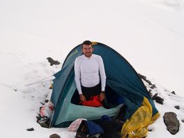 En el C1 del Muztagh-Ata a 5.300 m (China)