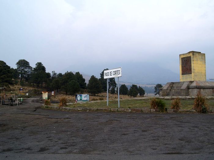 The Paso de Cortés and the commemorative monument on the right