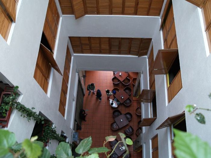 Patio del Hostal Mundo Joven Catedral