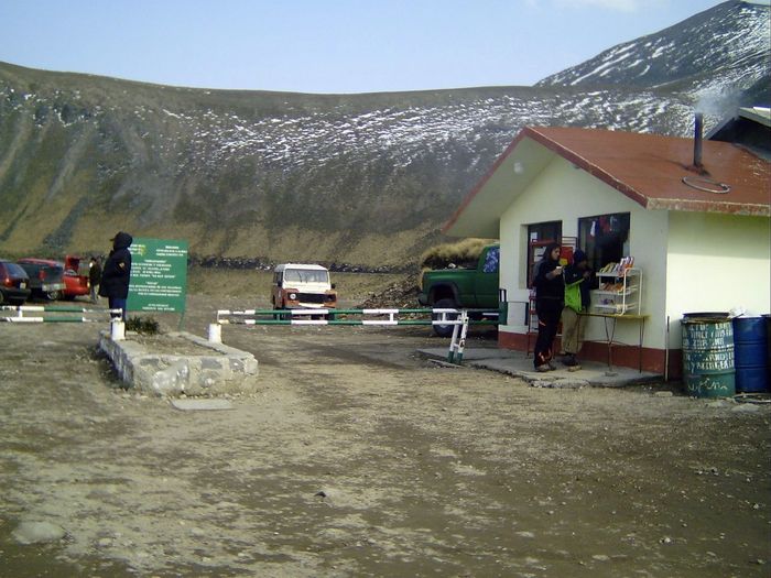 Puesto de control en el Nevado de Toluca